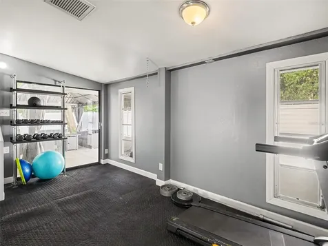 704 S Lockwood Ridge Road Sarasota FL 34237