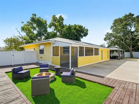 704 S Lockwood Ridge Road Sarasota FL 34237