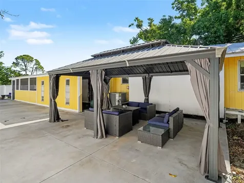 704 S Lockwood Ridge Road Sarasota FL 34237
