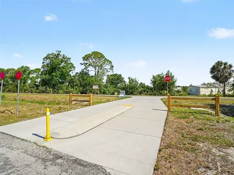 704 S Lockwood Ridge Road Sarasota FL 34237