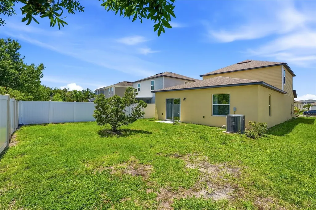 4521 Reisswood Loop Palmetto FL 34221