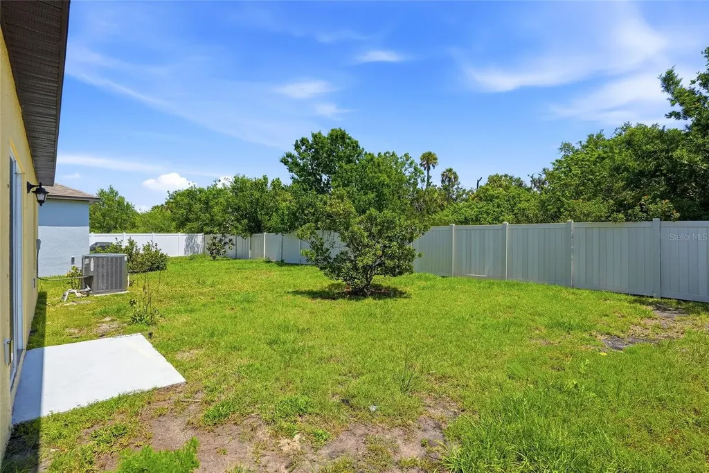 4521 Reisswood Loop Palmetto FL 34221