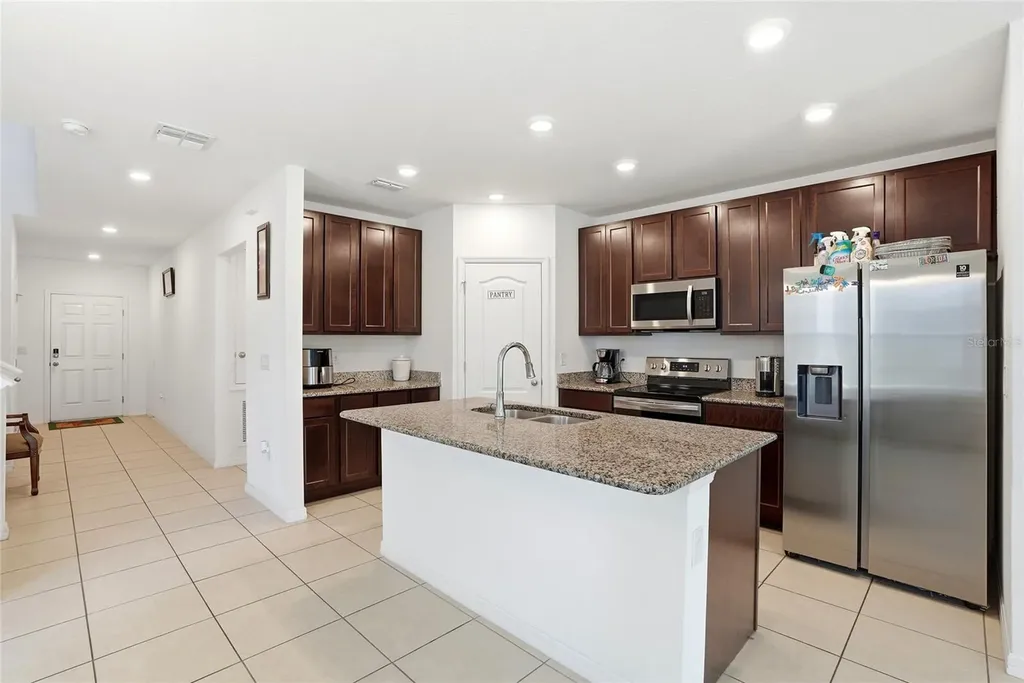 4521 Reisswood Loop Palmetto FL 34221