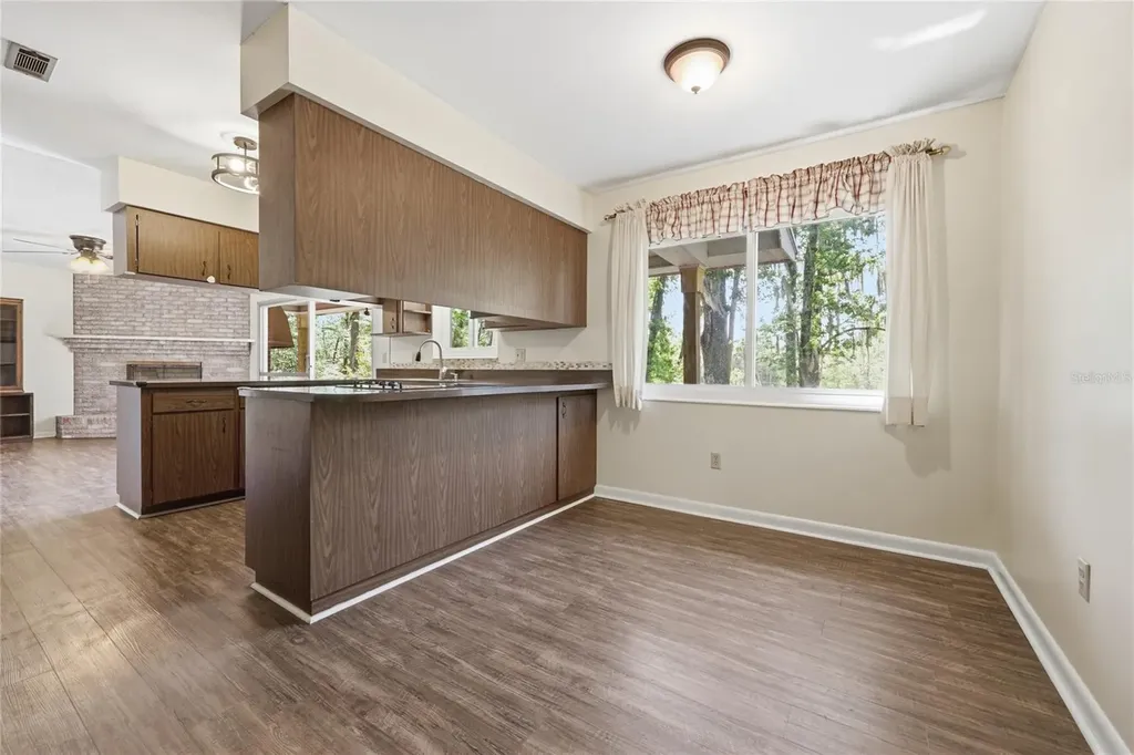 3307 SW 1st Way Gainesville FL 32601