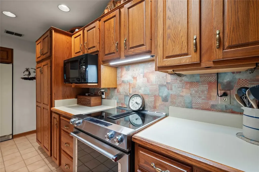 35935 Lana Drive Dade City FL 33523