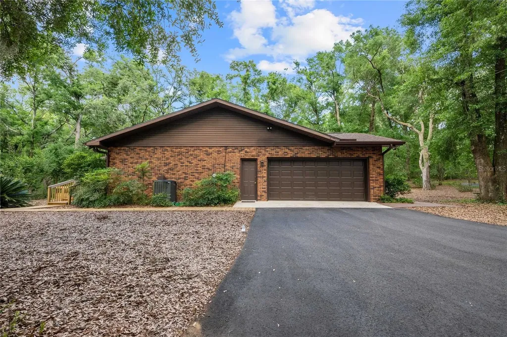 35935 Lana Drive Dade City FL 33523
