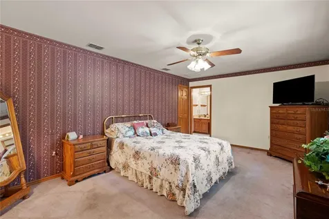 35935 Lana Drive Dade City FL 33523