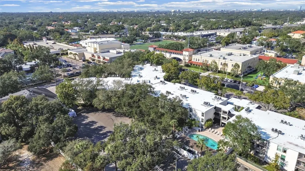 3325 Bayshore Boulevard Tampa FL 33629