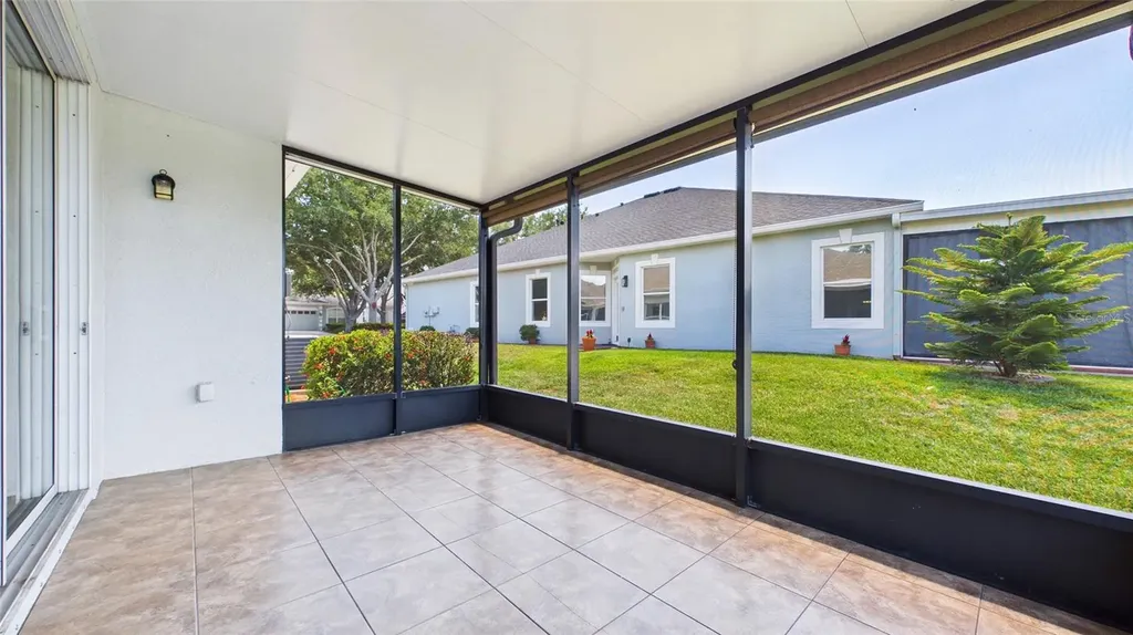 7447 Surrey Pines Drive Apollo Beach FL 33572