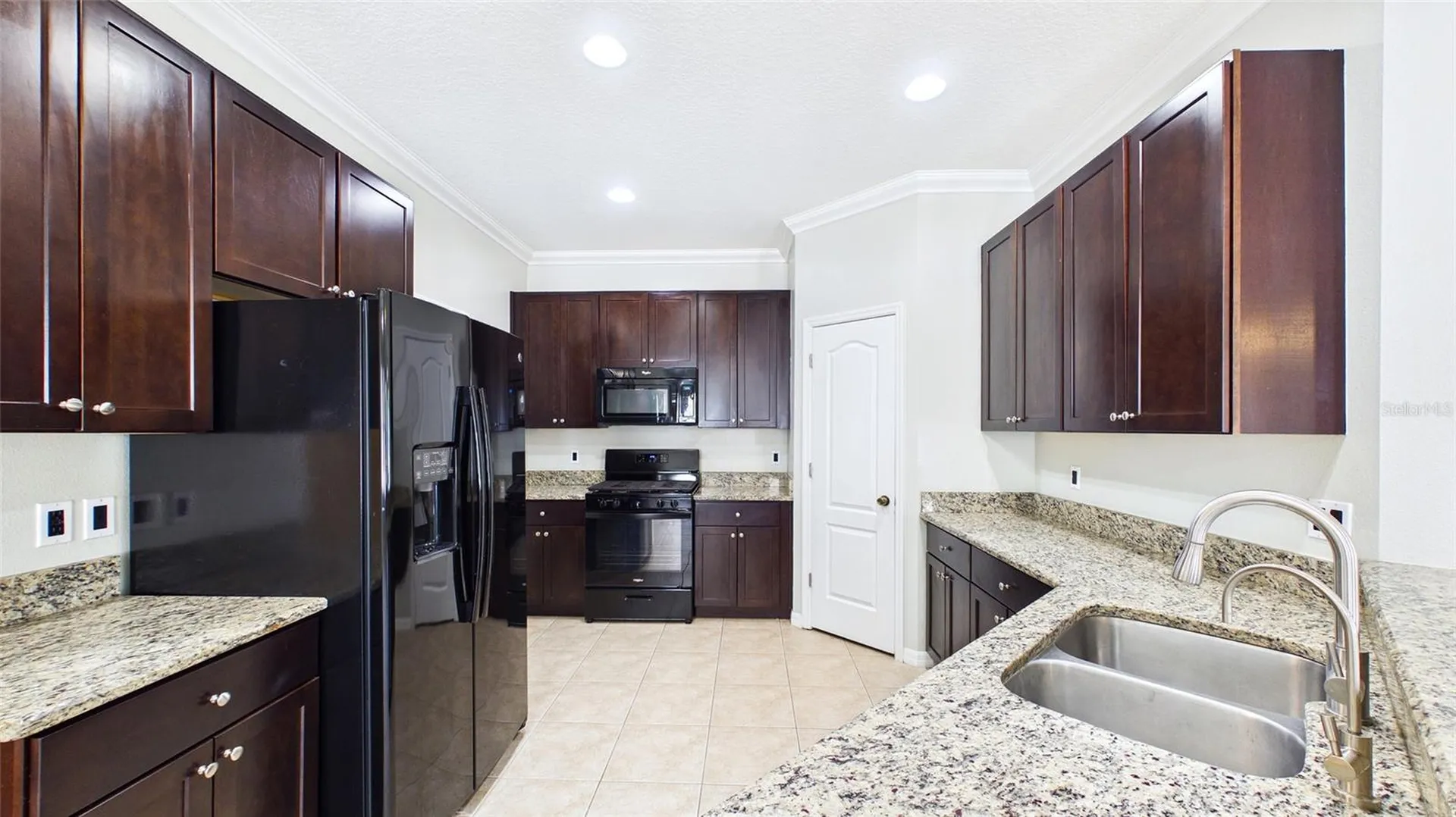 7447 Surrey Pines Drive Apollo Beach FL 33572