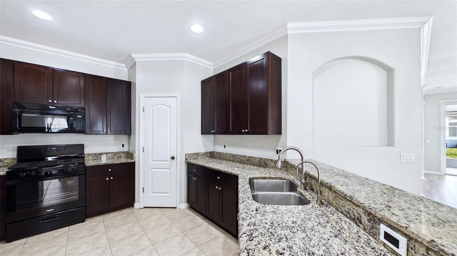 7447 Surrey Pines Drive Apollo Beach FL 33572