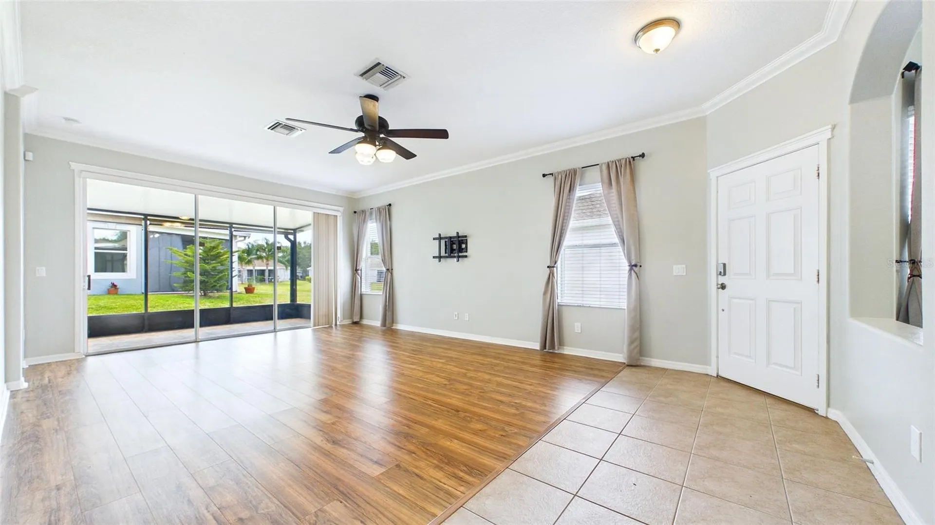 7447 Surrey Pines Drive Apollo Beach FL 33572