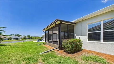 7447 Surrey Pines Drive Apollo Beach FL 33572