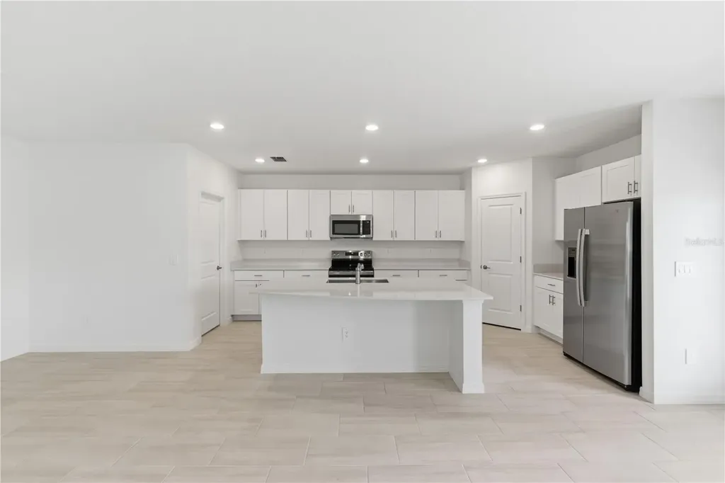 9947 Allendale Street Street Wesley Chapel FL 33545