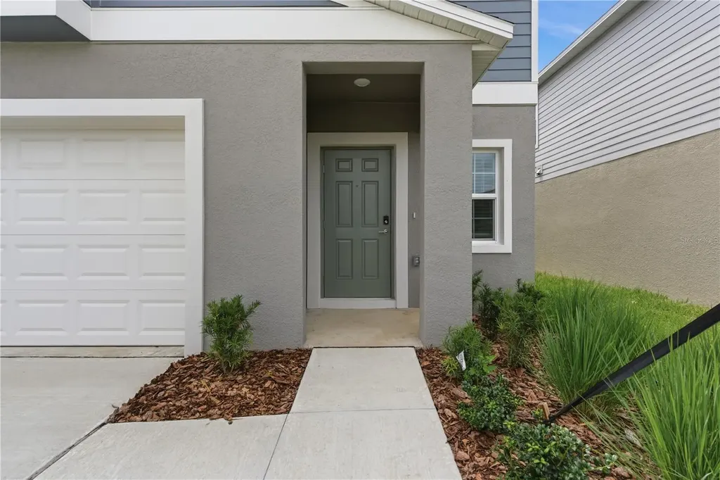 9947 Allendale Street Street Wesley Chapel FL 33545