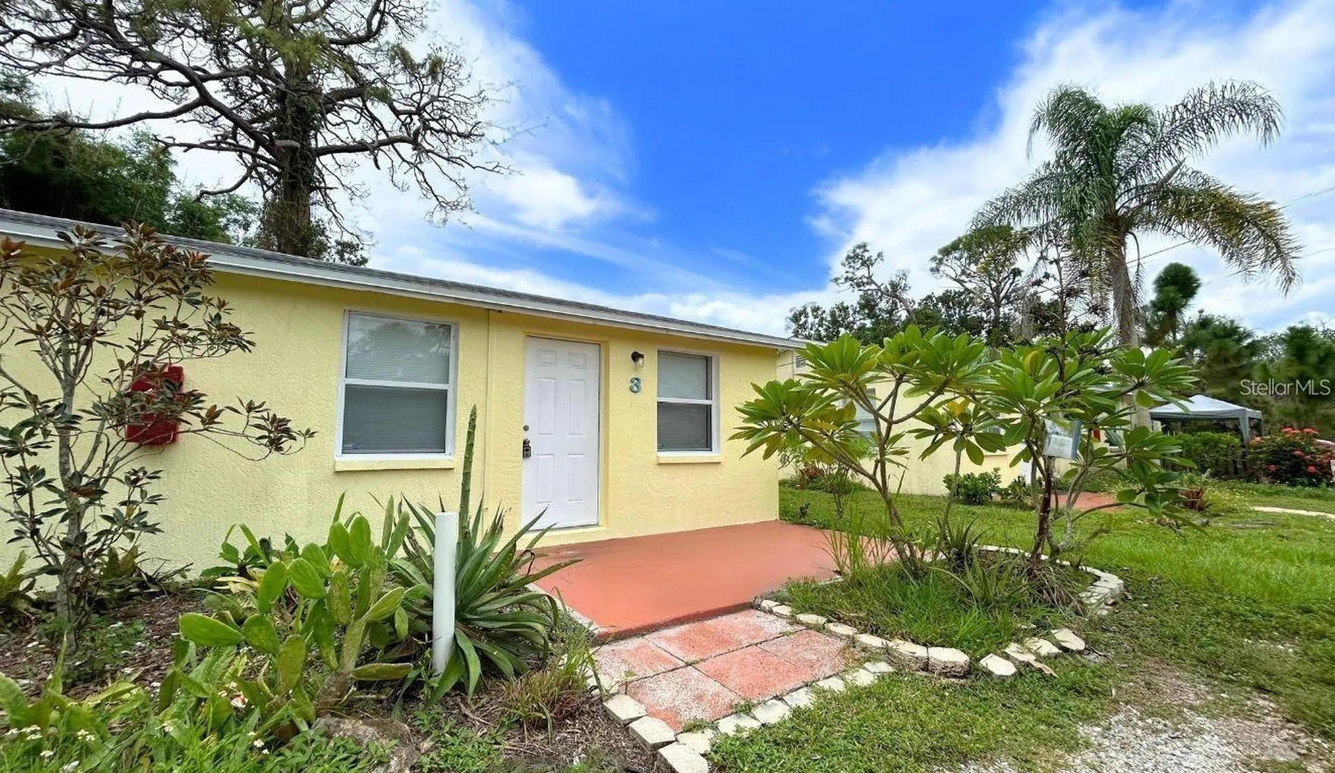 255 Pineapple Street Englewood FL 34223