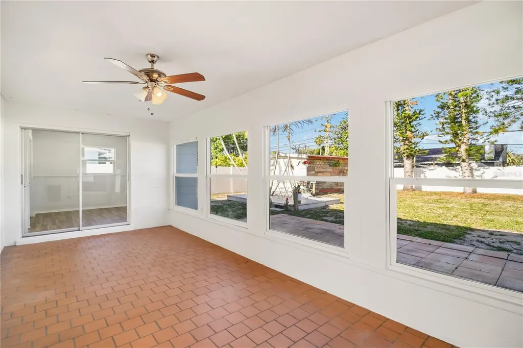 220 62nd Street NW Bradenton FL 34209