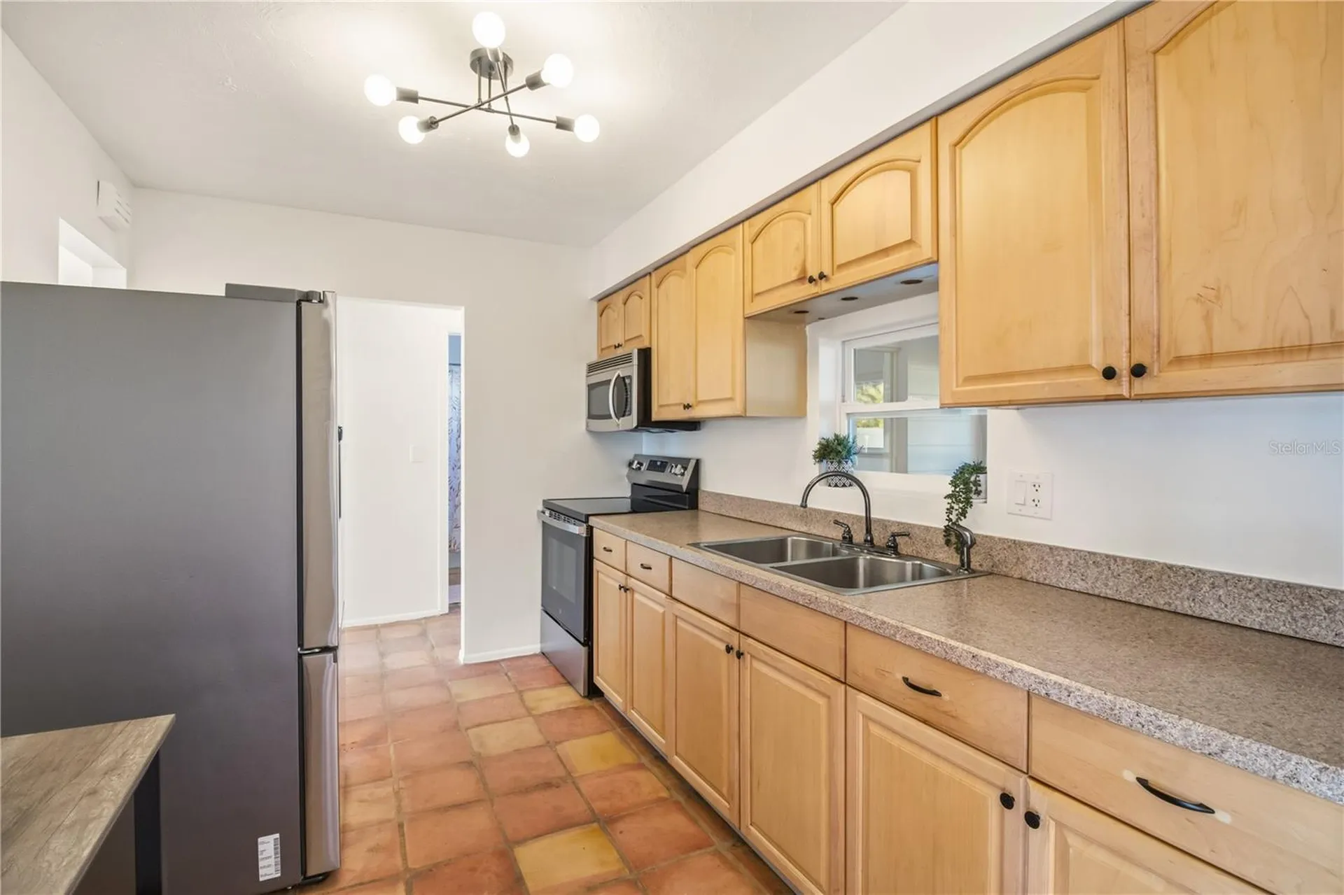 220 62nd Street NW Bradenton FL 34209