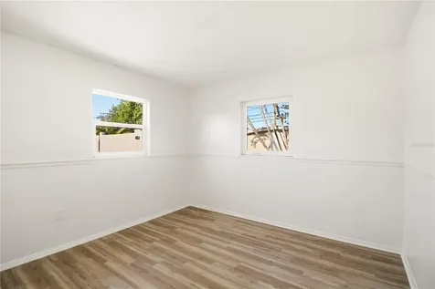 220 62nd Street NW Bradenton FL 34209