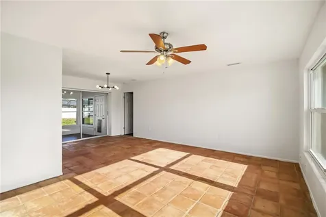 220 62nd Street NW Bradenton FL 34209
