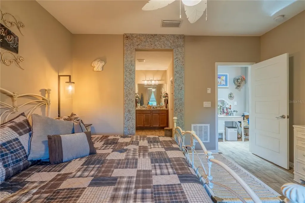 3881 NW 46th Terrace Ocala FL 34482