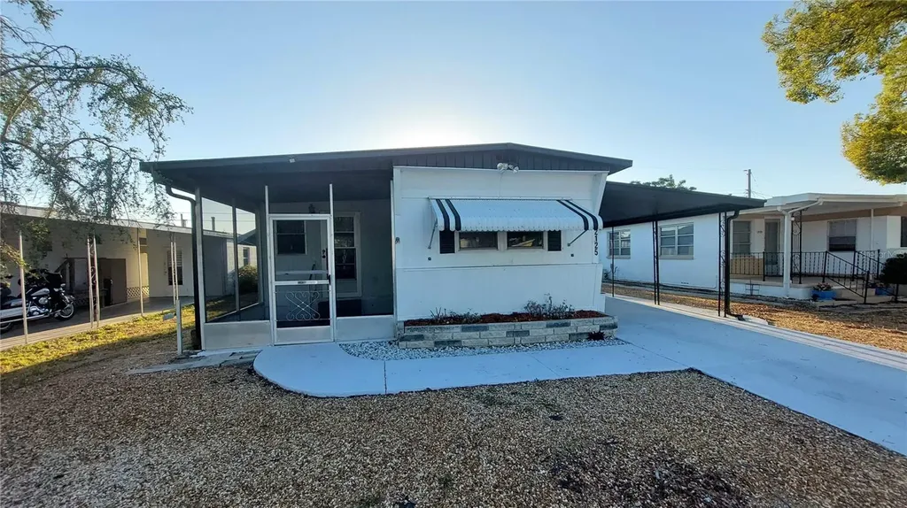 2125 Kepner Drive Holiday FL 34691