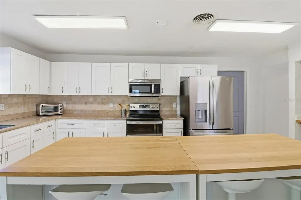 630 Corwood Drive Sarasota FL 34234