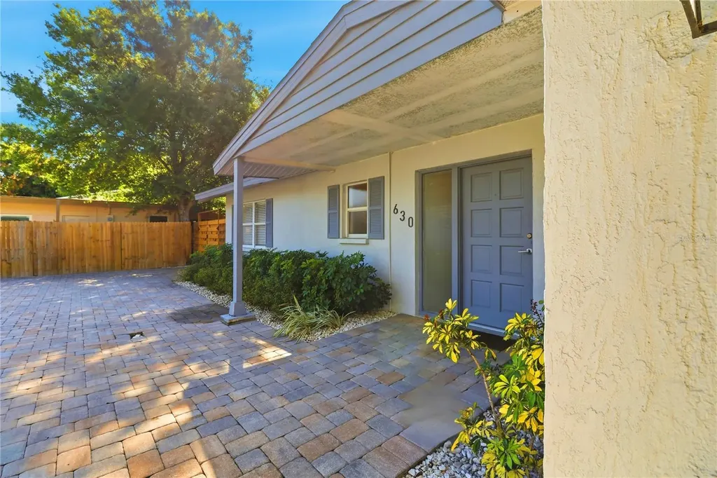 630 Corwood Drive Sarasota FL 34234