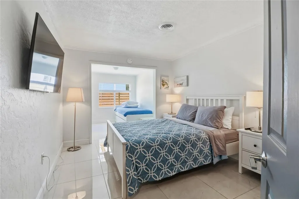 630 Corwood Drive Sarasota FL 34234