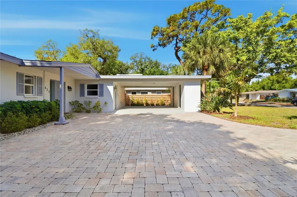 630 Corwood Drive Sarasota FL 34234