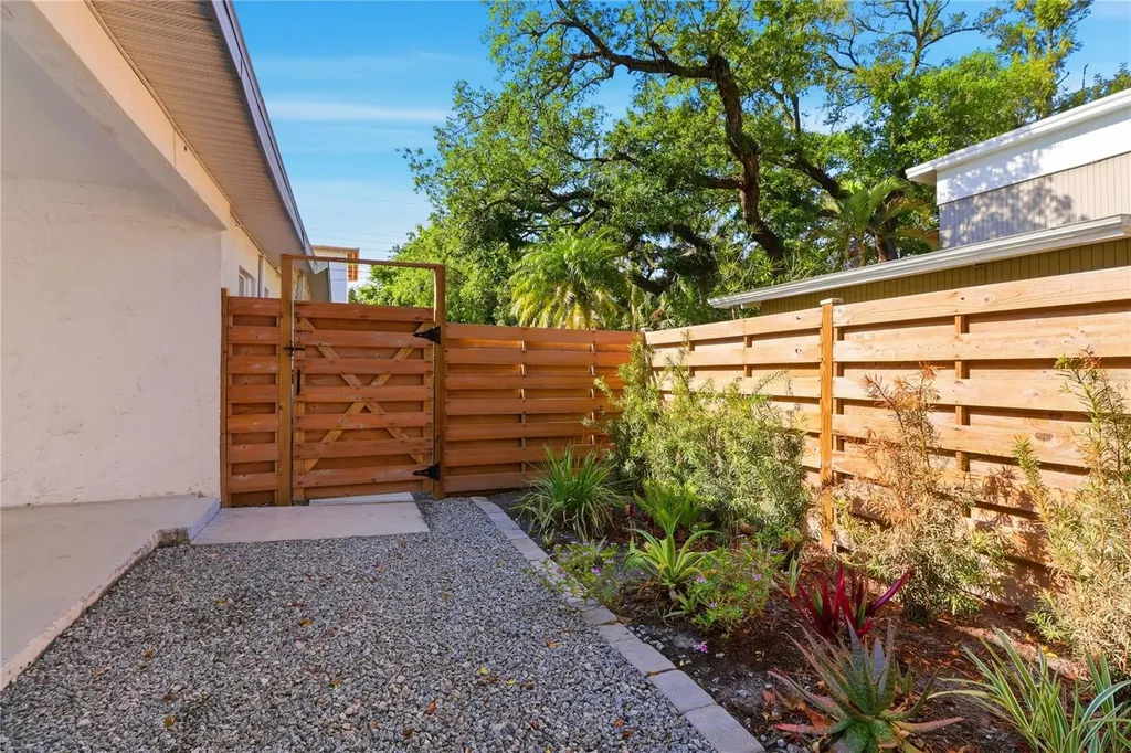 630 Corwood Drive Sarasota FL 34234