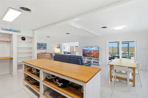 630 Corwood Drive Sarasota FL 34234