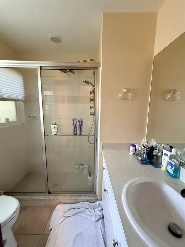 1104 67th Avenue W Bradenton FL 34207