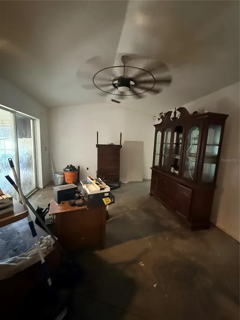 1104 67th Avenue W Bradenton FL 34207