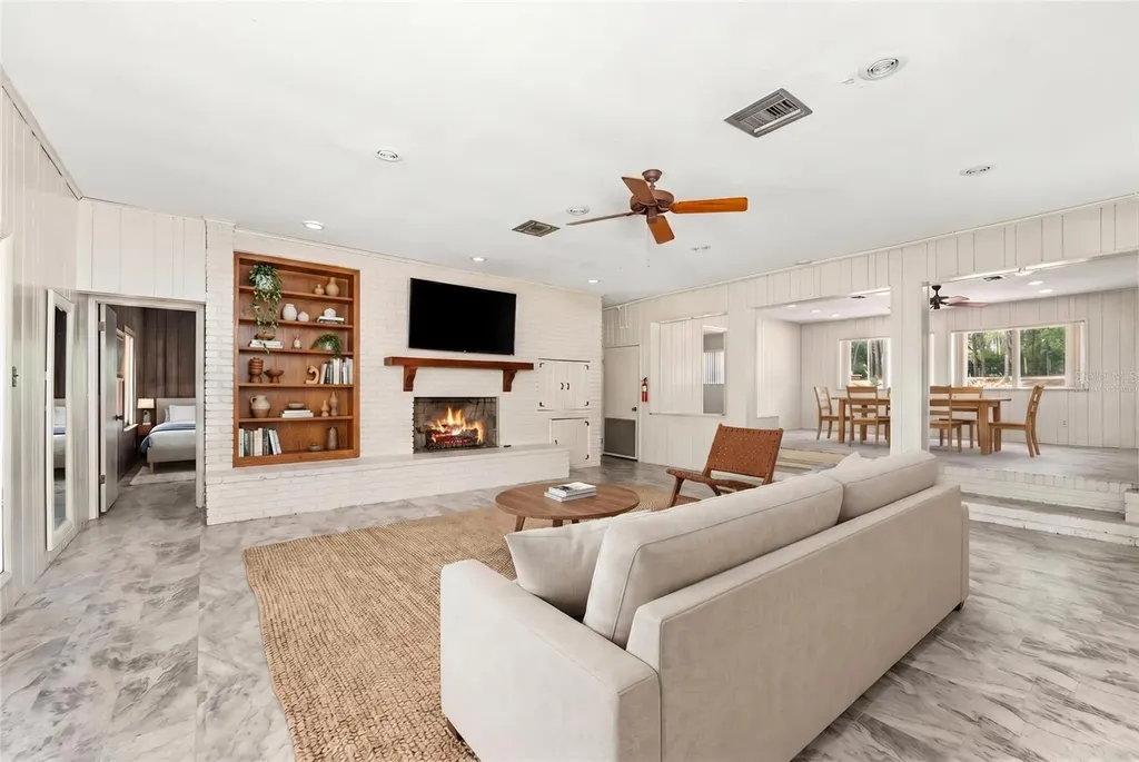 9075 SW 190th Avenue Road Dunnellon FL 34432