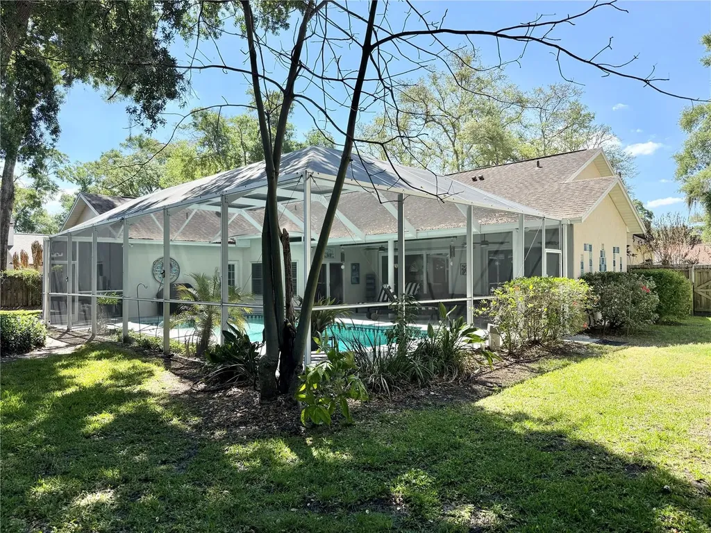6326 N Queensway Drive Temple Terrace FL 33617