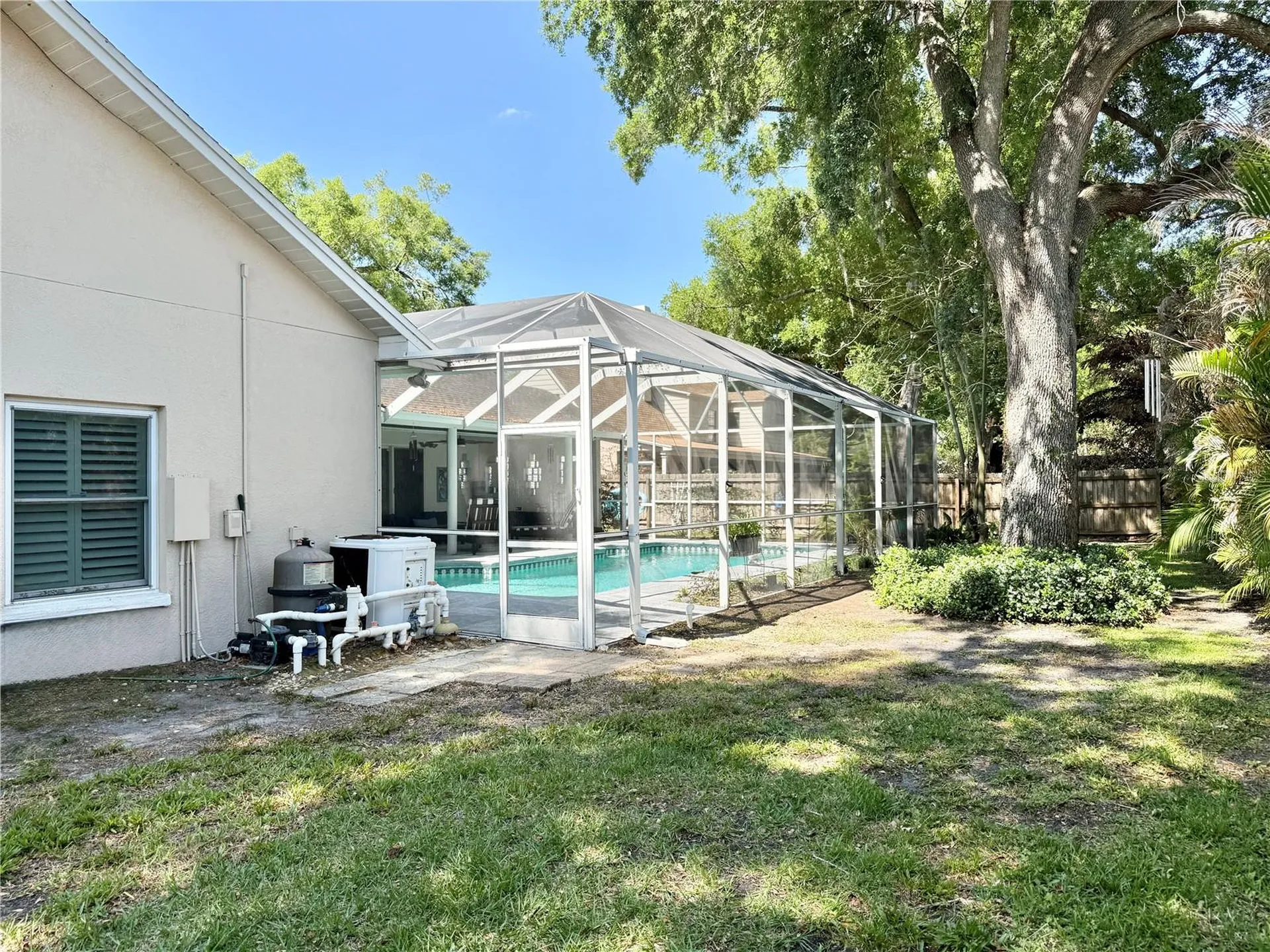 6326 N Queensway Drive Temple Terrace FL 33617