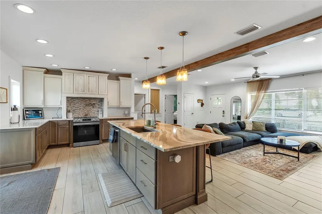 4612 7th Street Court E Ellenton FL 34222