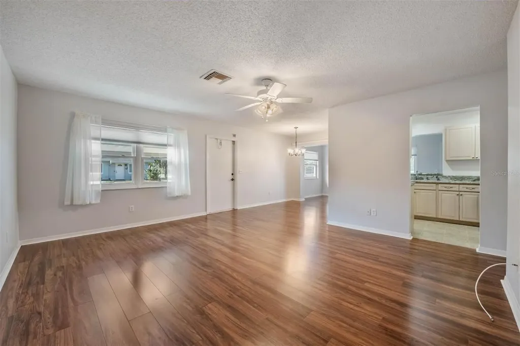 214 Gloucester Boulevard Sun City Center FL 33573