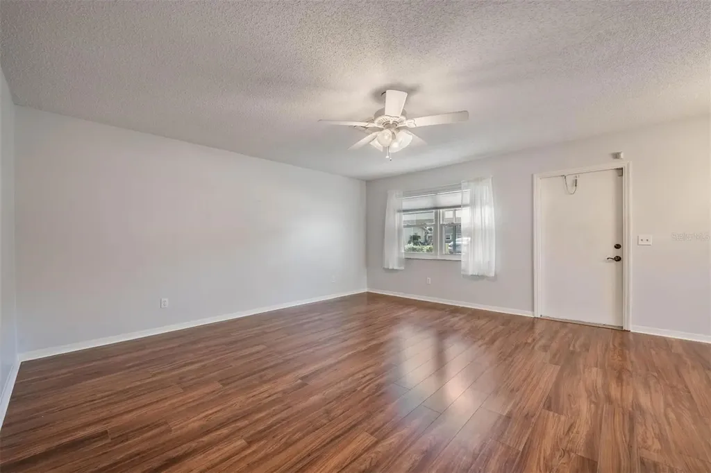 214 Gloucester Boulevard Sun City Center FL 33573