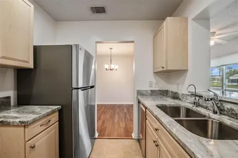 214 Gloucester Boulevard Sun City Center FL 33573