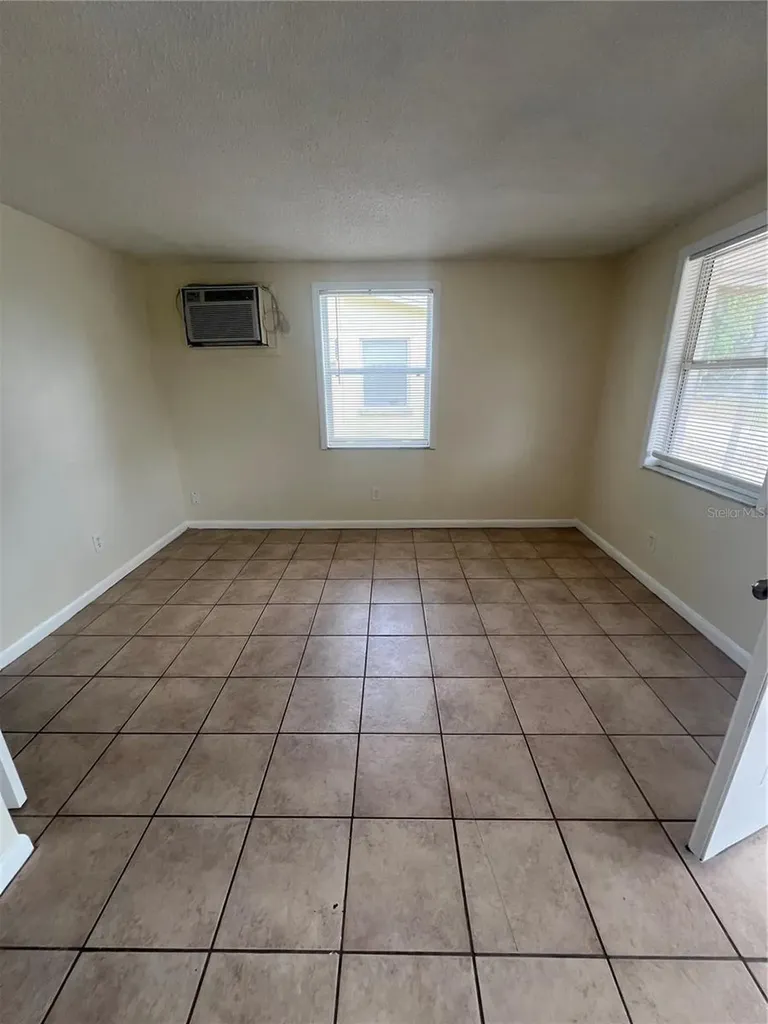 275 Pineapple Street Englewood FL 34223