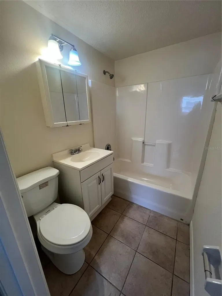 275 Pineapple Street Englewood FL 34223