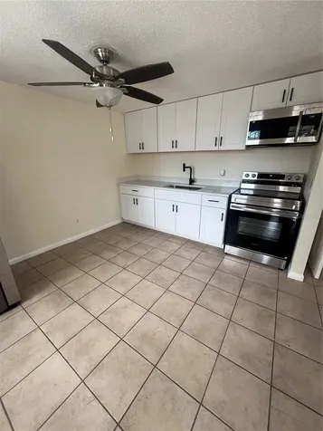 275 Pineapple Street Englewood FL 34223
