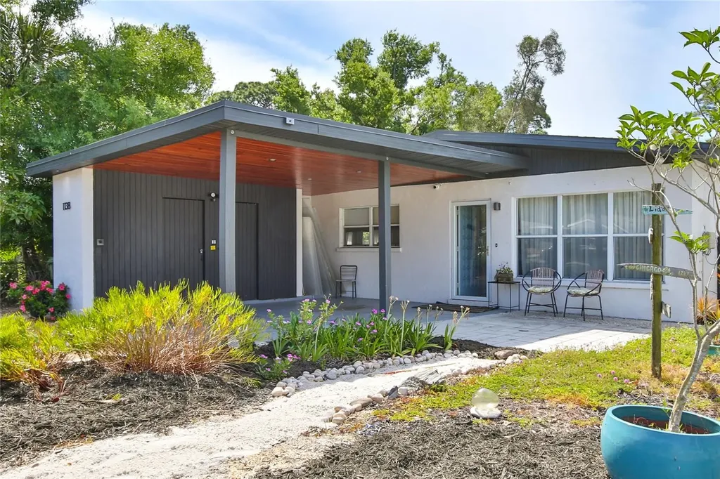 1138 47th Street Sarasota FL 34234