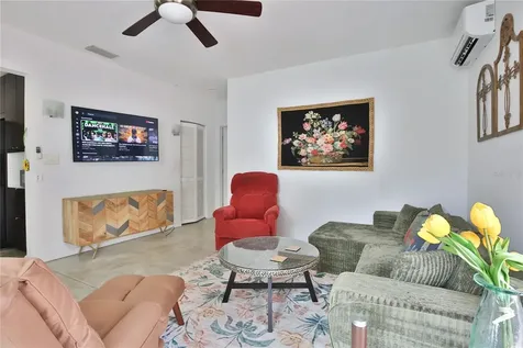 1138 47th Street Sarasota FL 34234