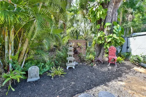 1138 47th Street Sarasota FL 34234