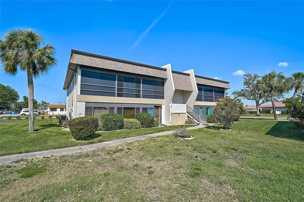 1697 Northampton Street Venice FL 34293