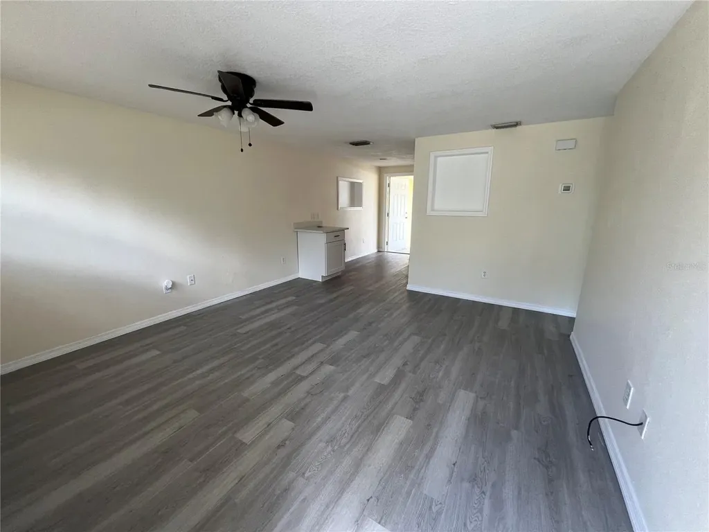 275 Pineapple Street Englewood FL 34223