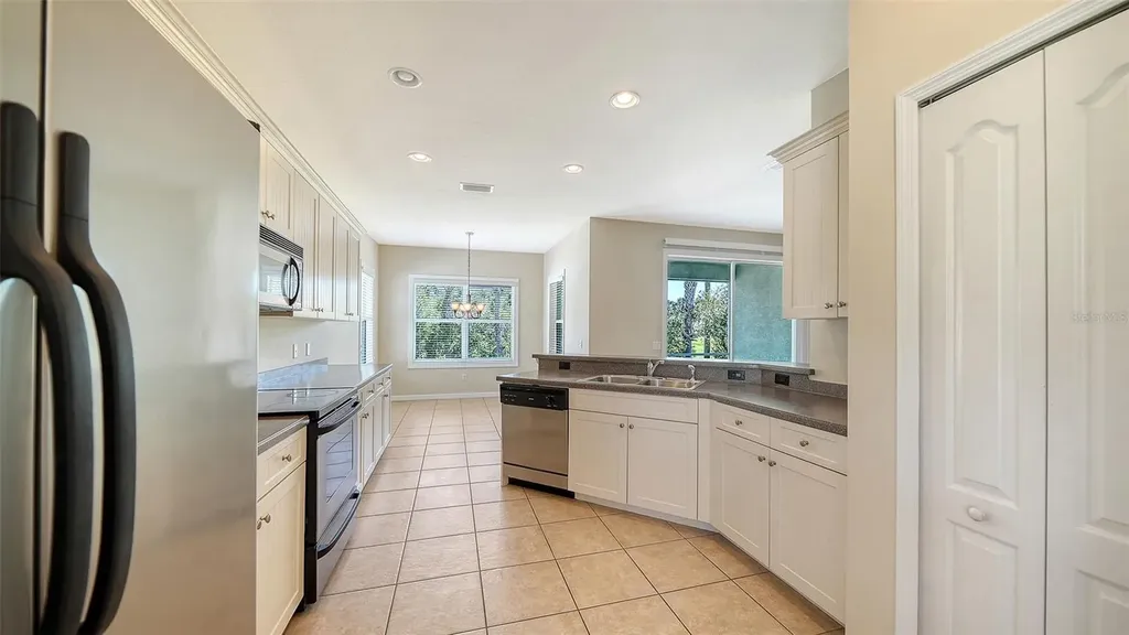 1424 Blue Horizon Circle Bradenton FL 34208